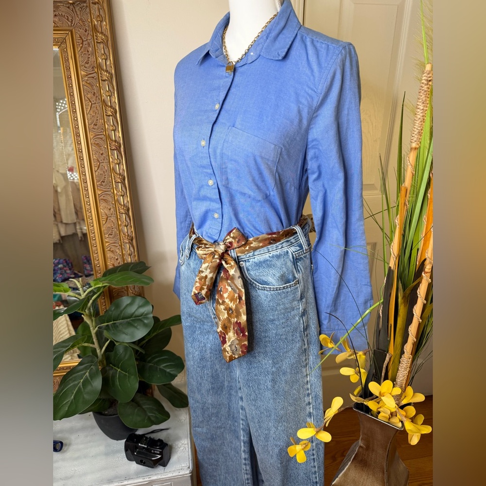 Gap Light Blue Button-Down Shirt - image 3